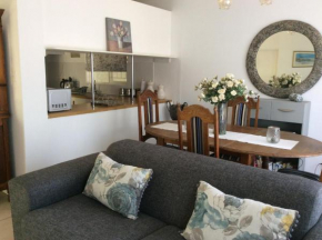  On Broadwalk Cottage  Кейптаун